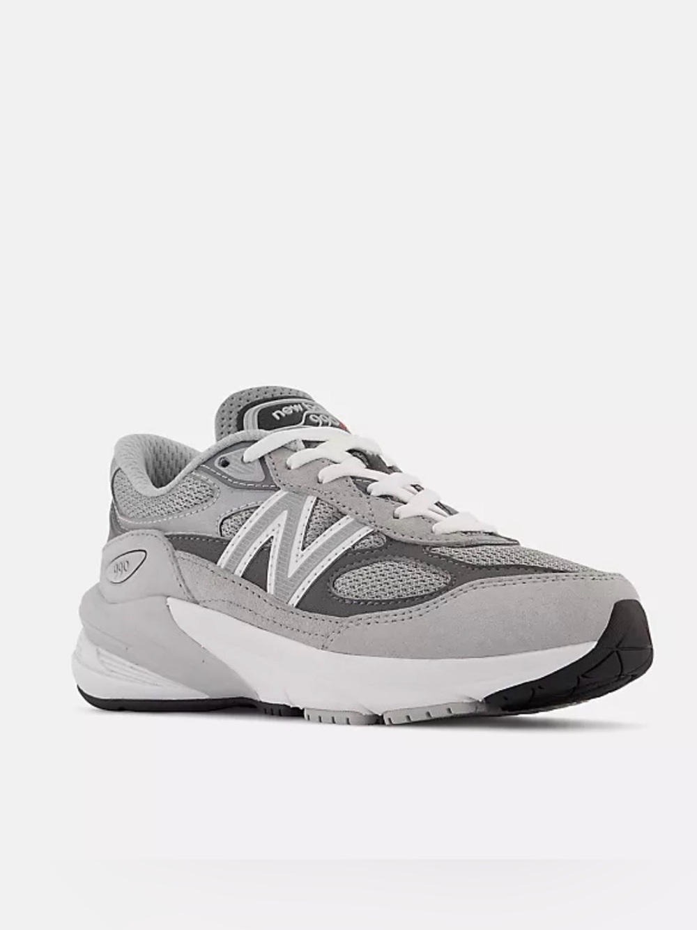 New Balance White and Gray Athletic Sneaker FuelCell 990v6 Lace size 2